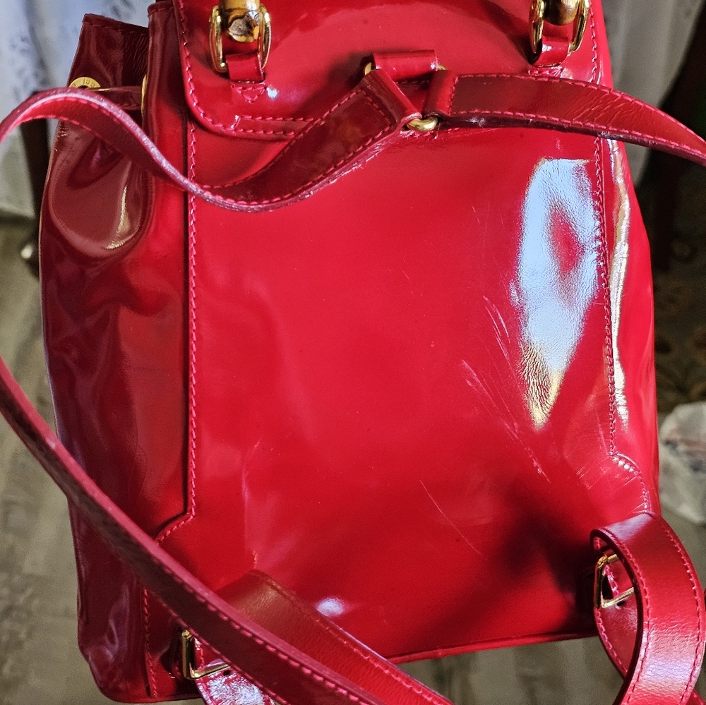 Gucci Bamboo Backpack Patent  Leather Luxurious Design with COA & Dust Bag - Picture 10 of 16